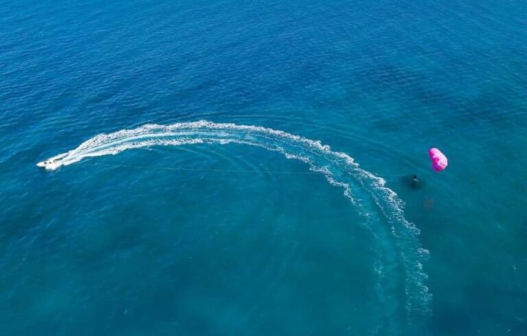 Corfu: Parasailing Experience for 2 in Sidari