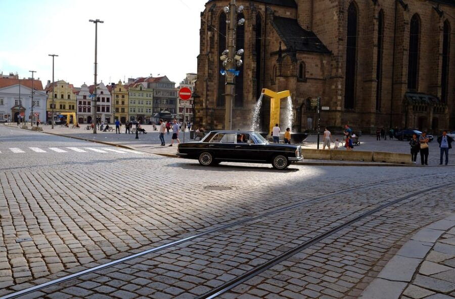 Daytrip from Prague to Pilsen with a stop at Zbiroh - An In-Depth Look at the Experience