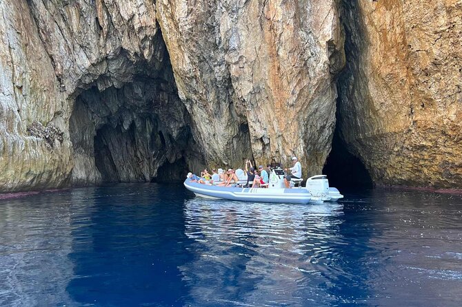 Dinghy tour to Buggerru in Southern Sardinia - An In-Depth Look at the Buggerru Dinghy Tour