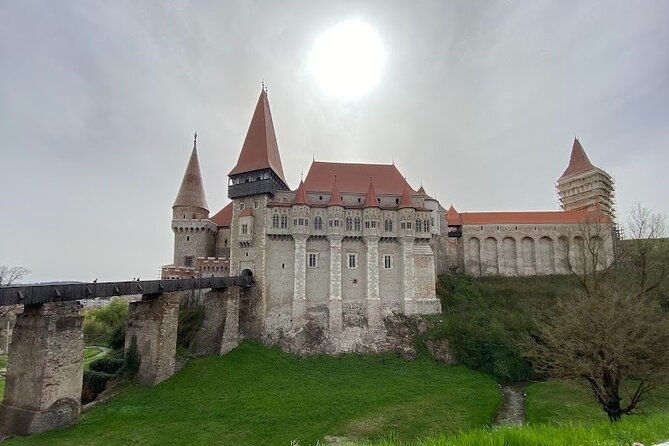 Discover Corvin Castle in Hunedoara and Deva Fortress