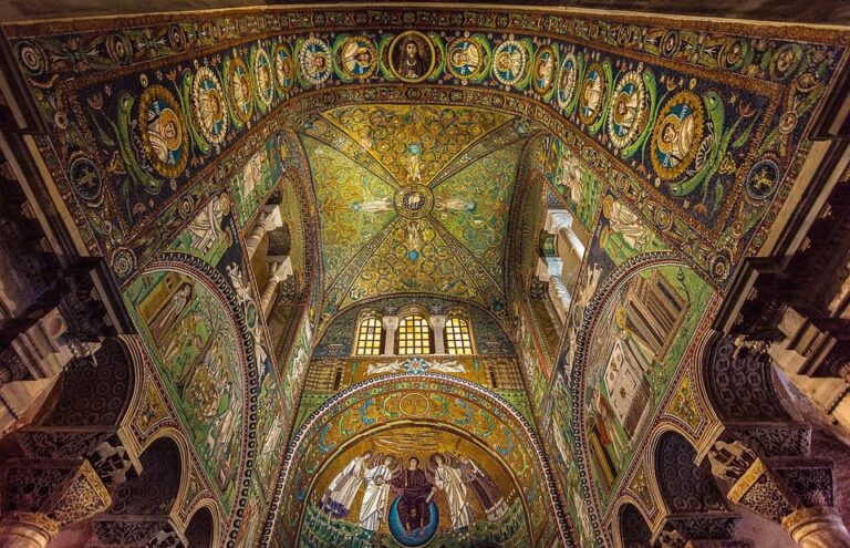 Discover Ravenna on Your Way to Venice with Private Transfer