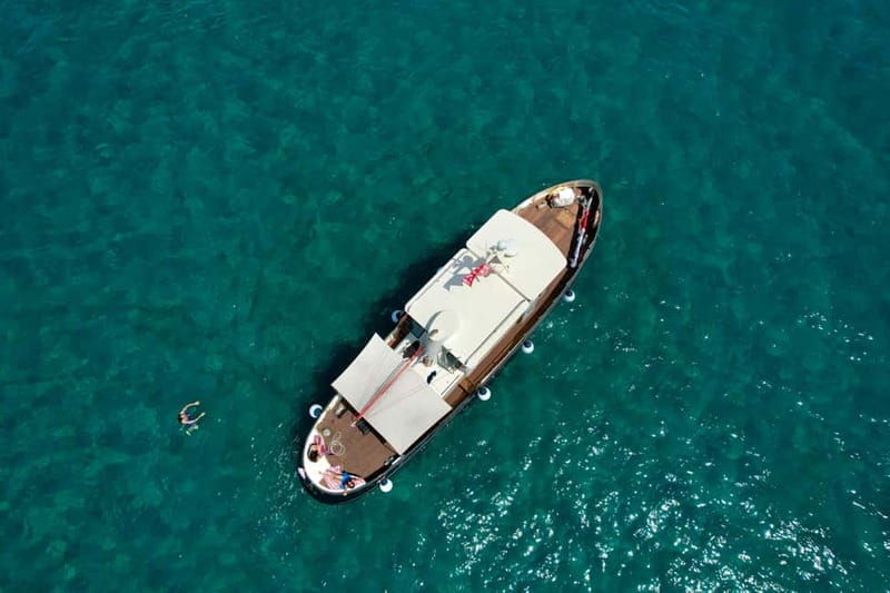 Discovering Rome's Sunset, on a Historic Boat - Who Will Love This Experience?