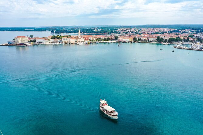 Dolphin Watching around Pore Riviera with Boat Trip - Why This Dolphin Watching Tour Stands Out