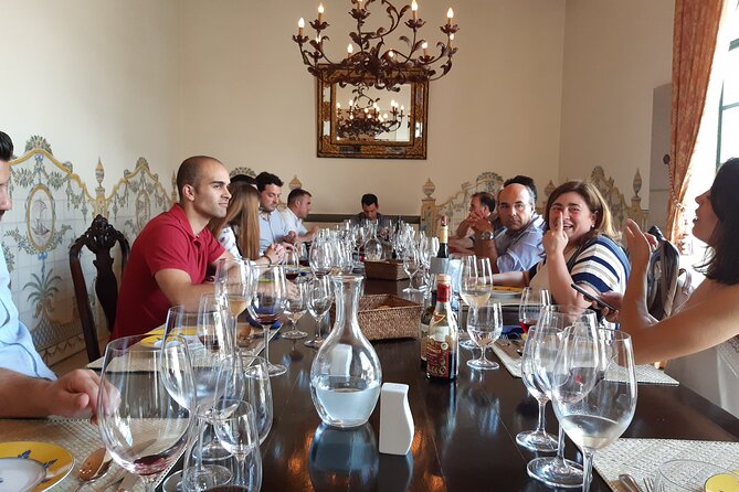 Douro Valley Wine Experience with a Sommelier