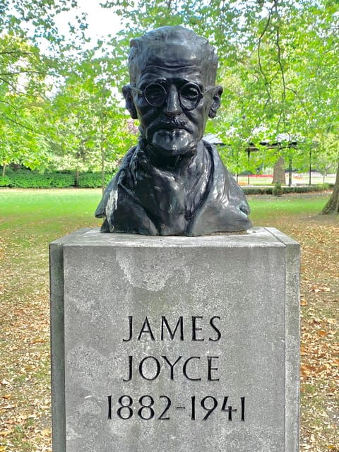 Dublin: Literary Walking Tour – Wilde, Yeats & Joyce