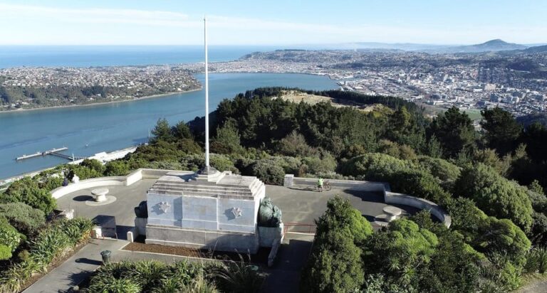 Dunedin City & Otago Peninsula Scenery Day Tour