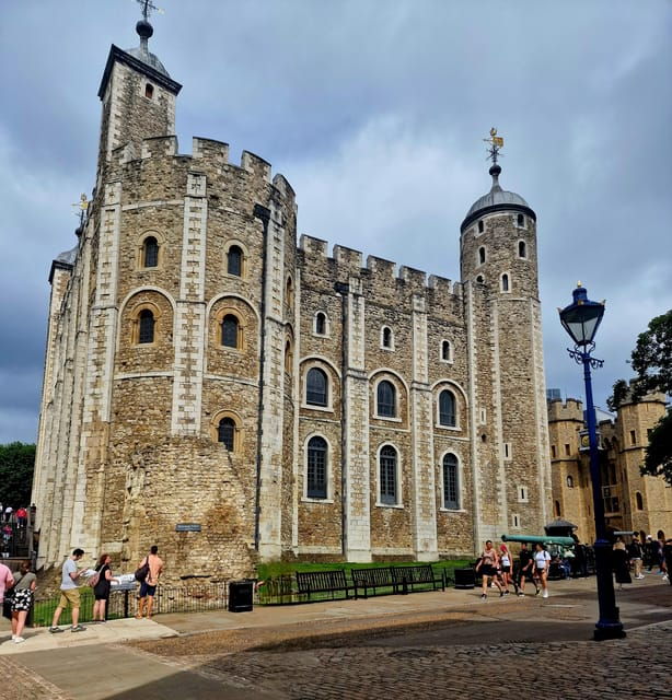 Easy Access Tower of London Royal Secrets Scandals Tour