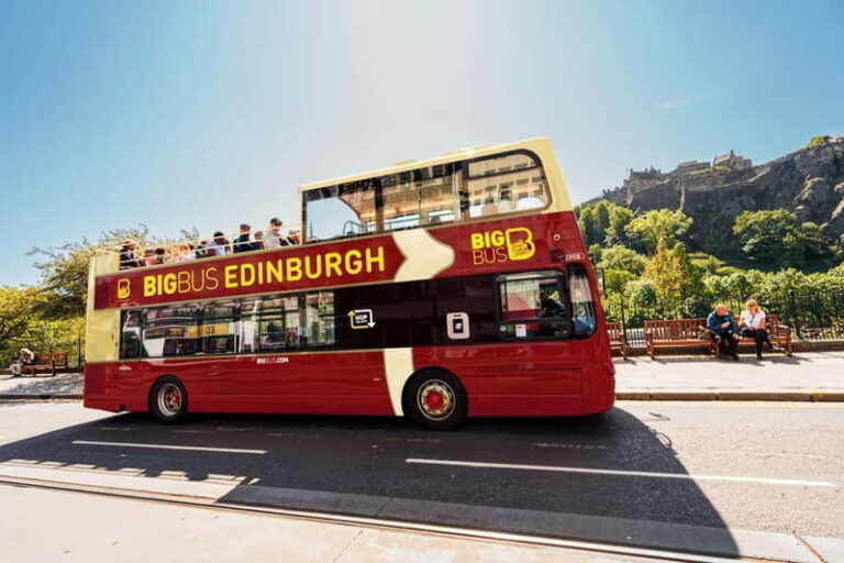 Edinburgh: Big Bus Hop-On, Hop-Off Tour by Open-Top Bus