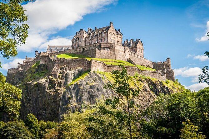 Edinburgh Custom Private Walking Tour With A Guide (Private Tour) - An Honest Look at the Edinburgh Private Walking Tour