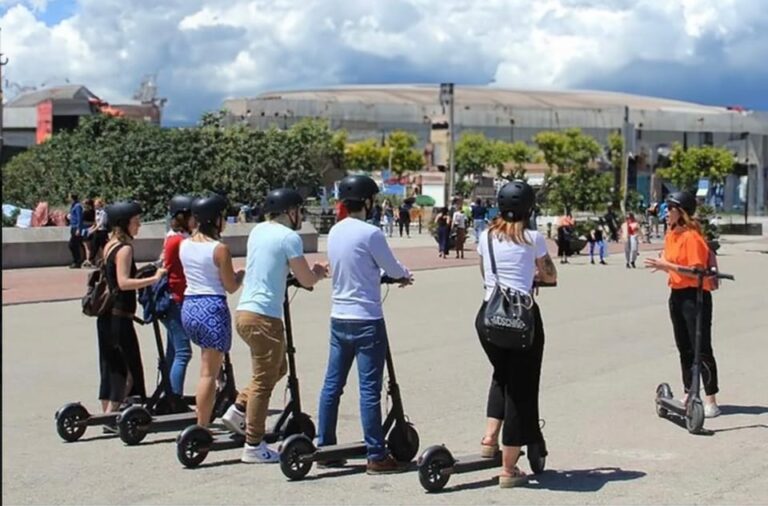 Electric Scooter Tour: Old Town Gdask – 1,5-Hour of Magic!