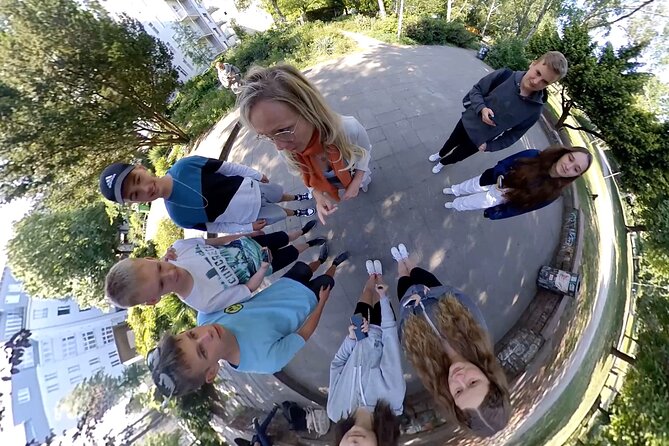 Escaping and spying on the Berlin Wall Scavenger hunt
