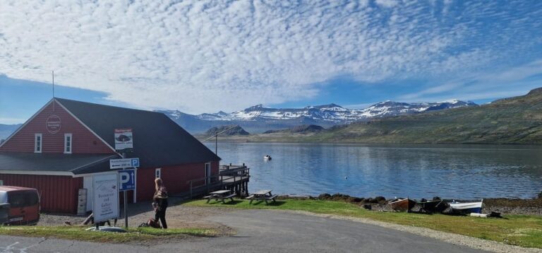 Eskifjörður: Guided Walking Tour with Local Storyteller
