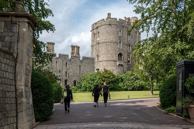 Exclusive Stonehenge Inner Circle & Windsor Day Trip from London