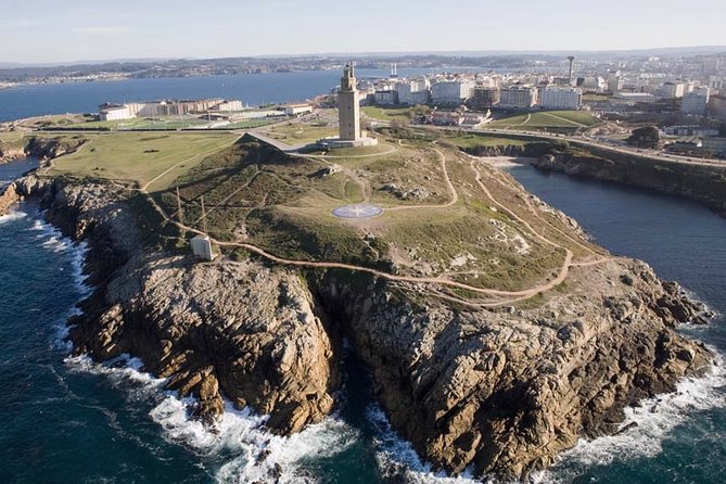 Excursion a A Coruña y Betanzos desde Santiago de Compostela - Transportation & Group Size