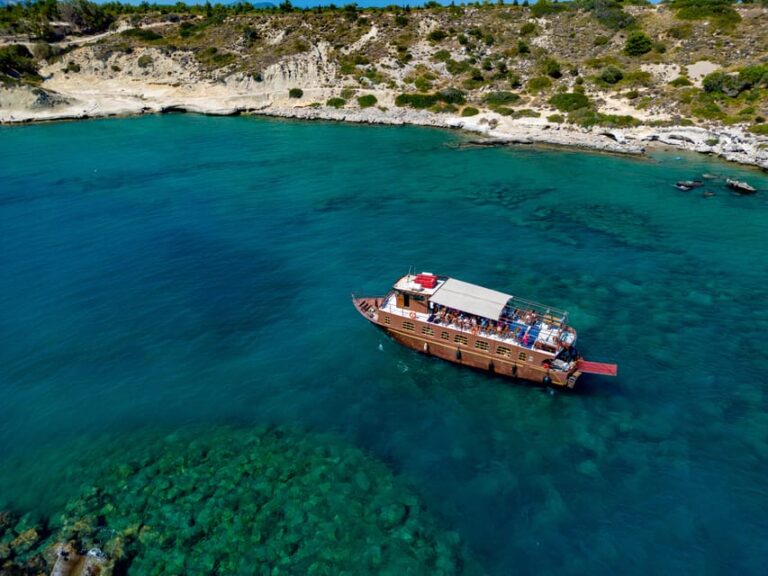 Faliraki : Transfer & Cruise to Lindos with 3 Swimming Stops