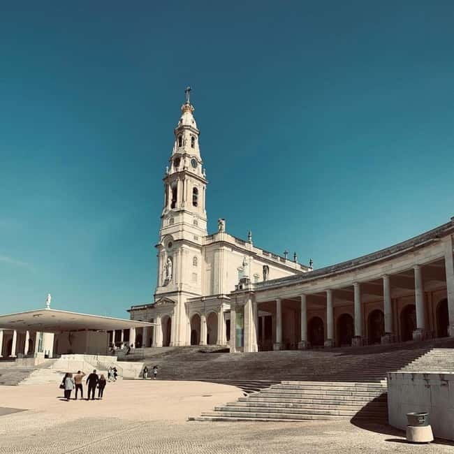 Fátima, Nazaré & Óbidos: A Scenic Day Trip from Lisbon - Exploring the Itinerary in Detail