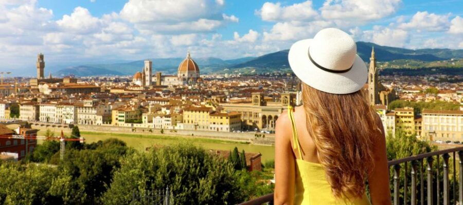 Florence: Old Town Family Tour with Optional Da Vinci Museum - Exploring Florence’s Old Town with Kids