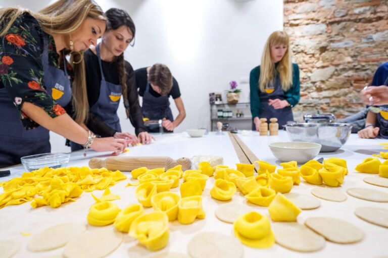 Florence: Pasta Class with 4-Course Wine-Paired Meal