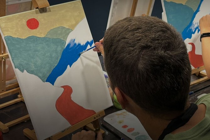Fluorescent Painting Class with Wine in Barcelona