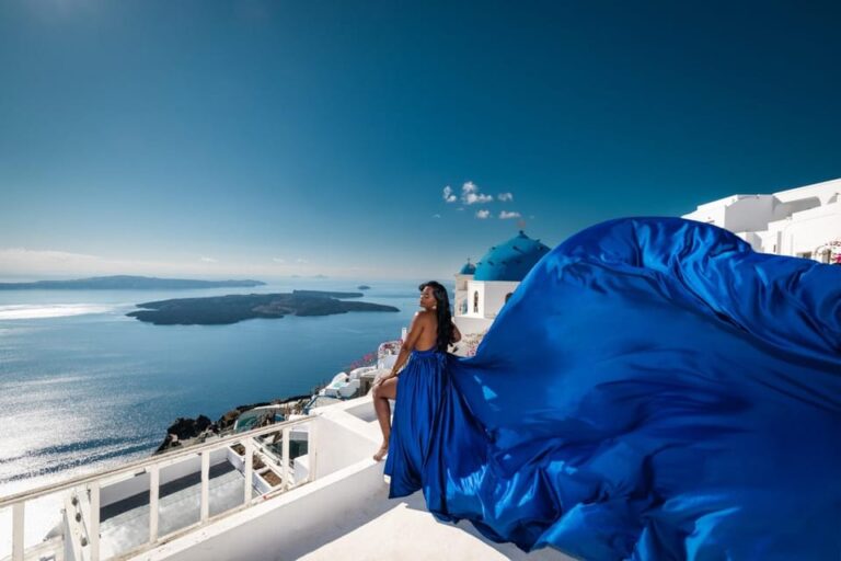 Flying dress Photoshoot in Santorini with Hotel Pickup