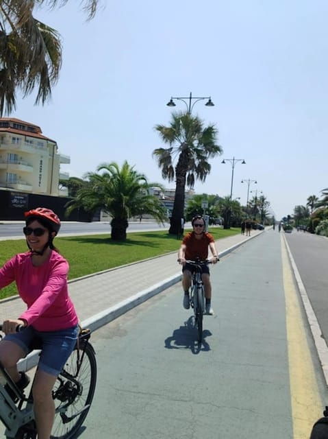 Forte Dei Marmi: Bike tours and hidden gems with a local