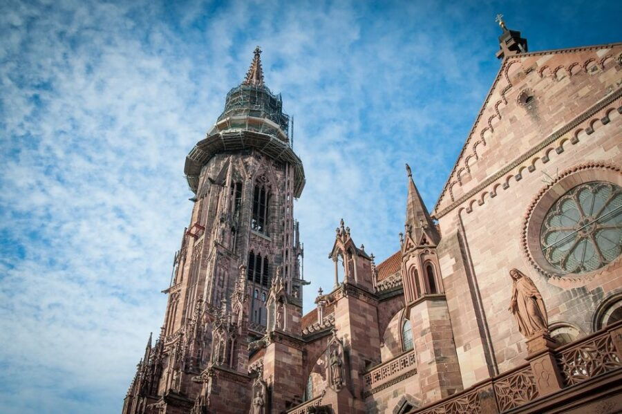 Freiburg im Breisgau: old town privat walking tour Italian - A Detailed Look at the Freiburg Old Town Private Walking Tour
