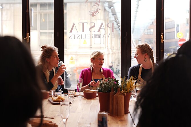 Fresh Pasta Making & Unlimited Prosecco in London - Good To Know