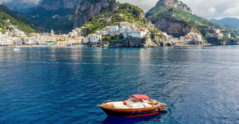 From Amalfi: private 12m boat trip to Capri