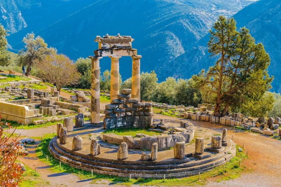 From Athens: Private Delphi and Thermopylae Guided Day Trip - Why You’ll Love the Experience