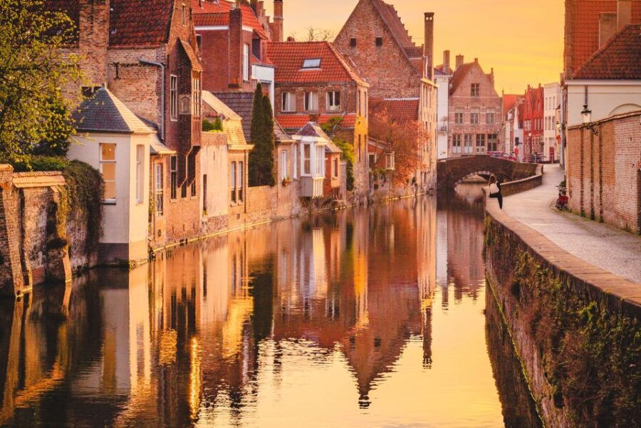 From Brussels: Bruges Day Trip with Boat Tour Option (ENG) - What to Expect from the Tour