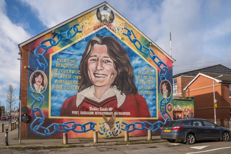 From Dublin: Private Tour to Titanic Experience and Belfast