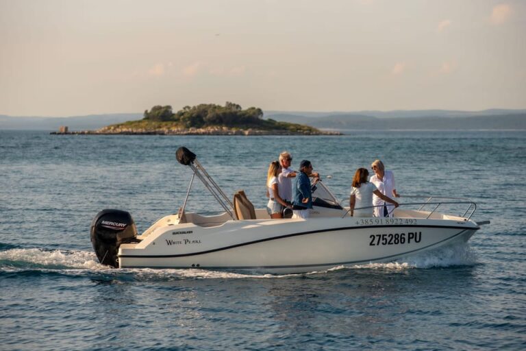 From Fazana: Dolphin watching and snorkeling in Blue Cave