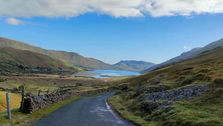 From Galway: Connemara, Kylemore Abbey & Castles 1 Day Tour