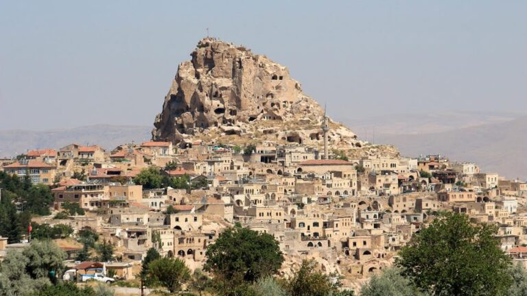 From Istanbul: 2 Days Cappadocia Tour by Return Flight