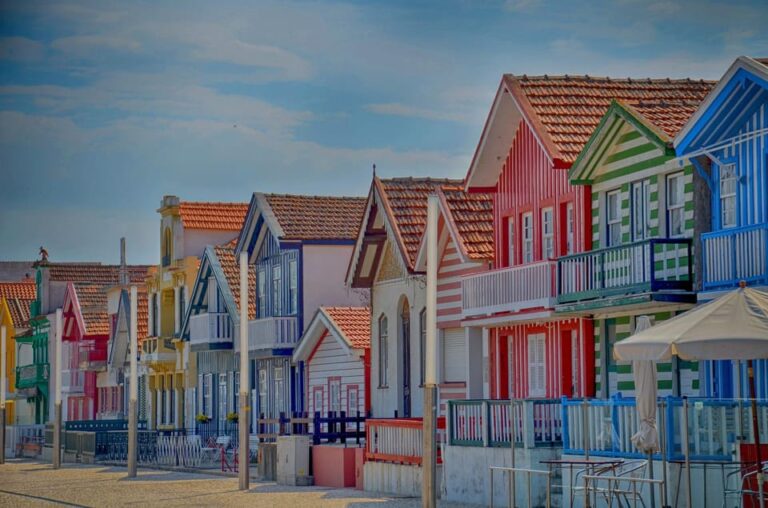 From Lisbon: Aveiro and Coimbra Private Tour