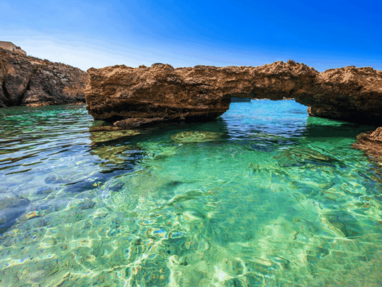 From Malta/Gozo: Comino & Crystal Lagoon Private Boat Trip