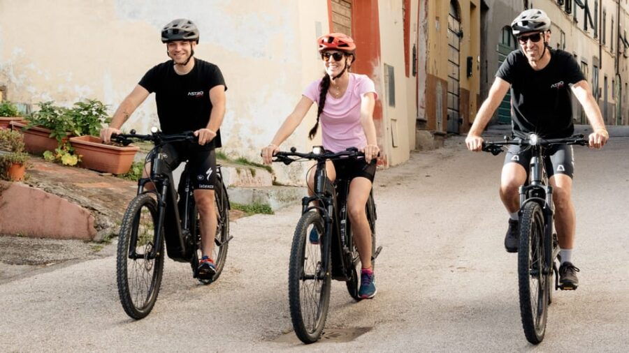 FROM MONTECATINI: CHIANTI'S E-BIKE TOUR AND WINE TASTING - The E-Bike Experience: Pedaling Through Picturesque Landscapes