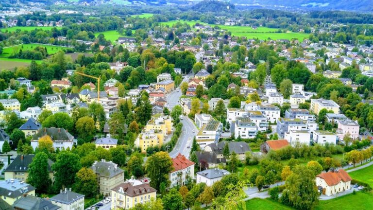 From Munich: Salzburg Day Trip with Train Ticket