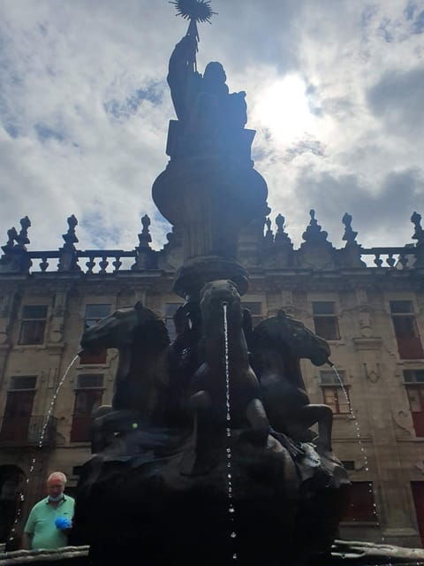 From Porto to Santiago de Compostela up to 3 Stops