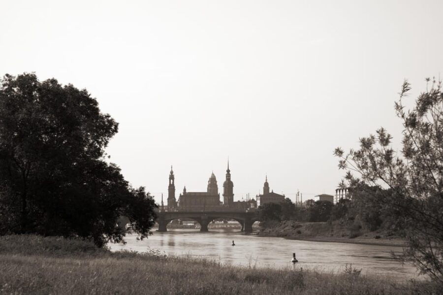 From Prague: Dresden & Schloss Moritzburg Day Trip - The Itinerary in Detail: Breaking Down the Day