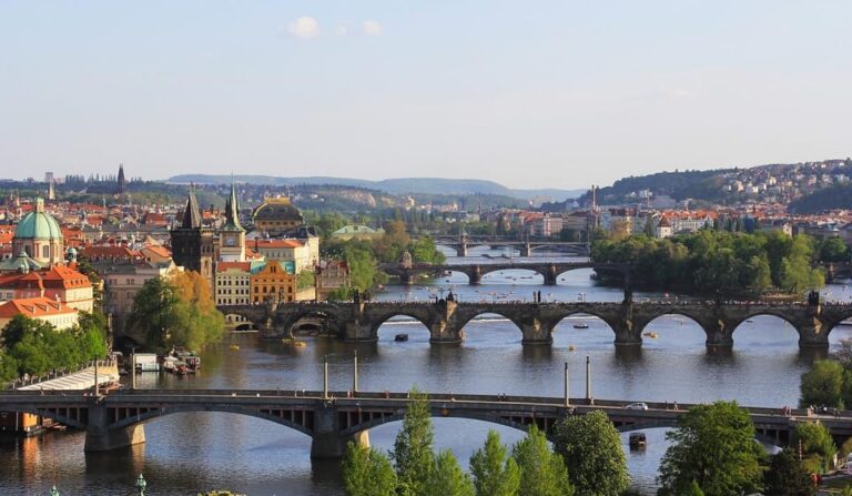From Prague: Kutna Hora Day Trip with Local