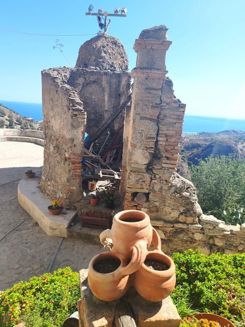 From Reggio and Scilla : Pentedattilo & Bova, Grecanici villages. - Good To Know