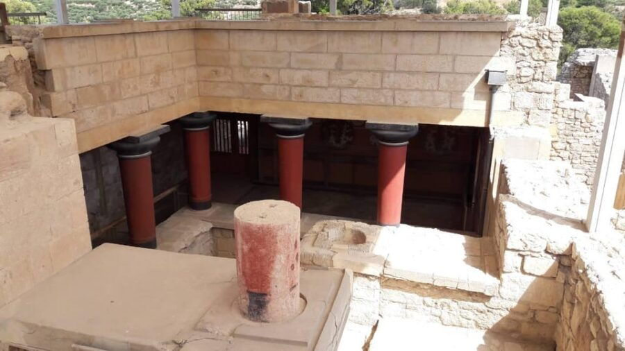 From Rethymno: Day trip to KNOSSOS PALACE and HERAKLION CITY - An Overview of the Experience