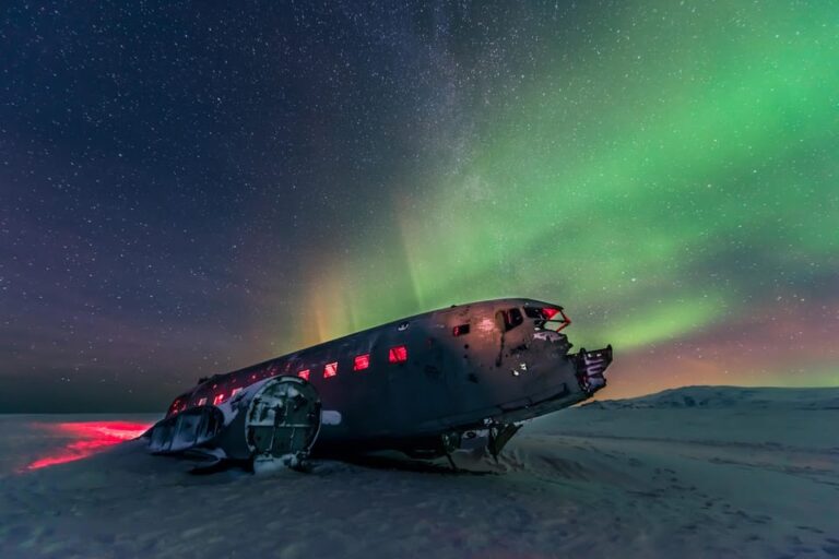 From Reykjavík: Private Northern Lights Tour