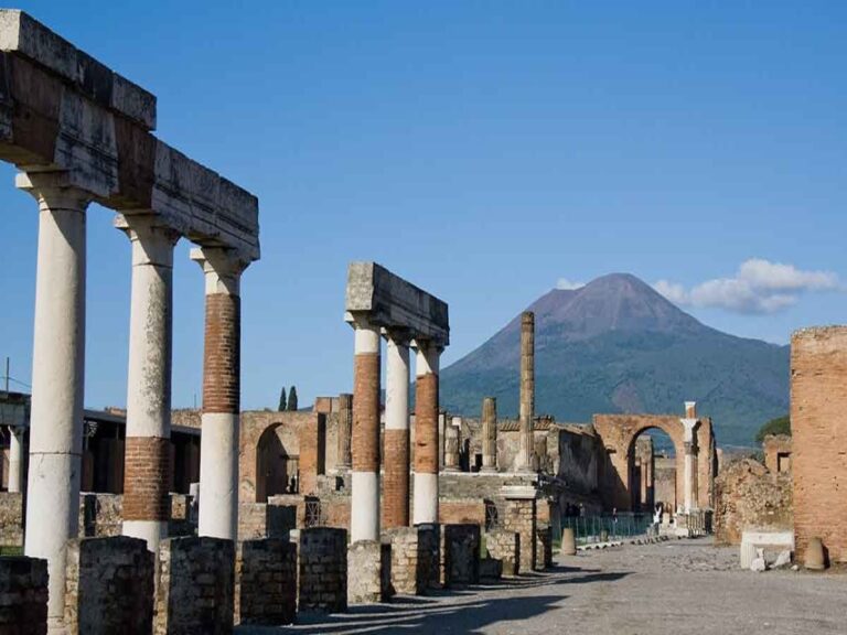 From Rome: Amalfi Coast and Pompeii, Full Day Private Tour
