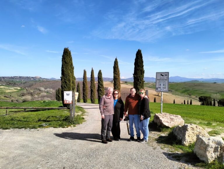 From Siena: Vip Montalcino, Pienza, and Chianti Wine Tour