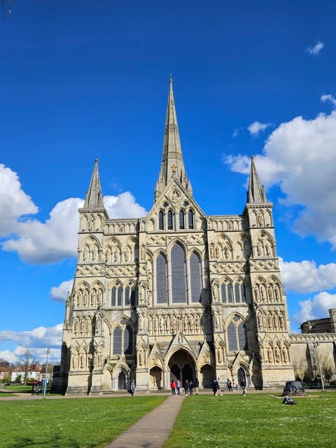 From Southampton: Private Stonehenge and Salisbury Tour - An In-Depth Look at the Tour Itinerary