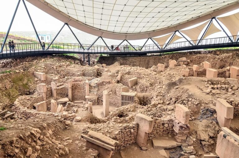 From stanbul to Göbeklitepe 1 night 2 days Tour By Flight