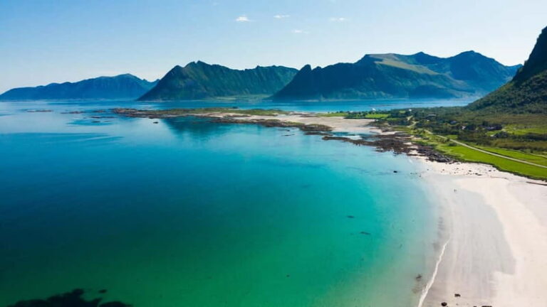 From Svolvaer: 2-Day Lofoten Highlights Photo Tour