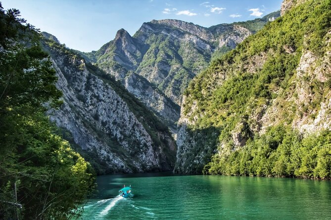 From Tirana/Durrës: Day Trip to Shala River and Koman Lake